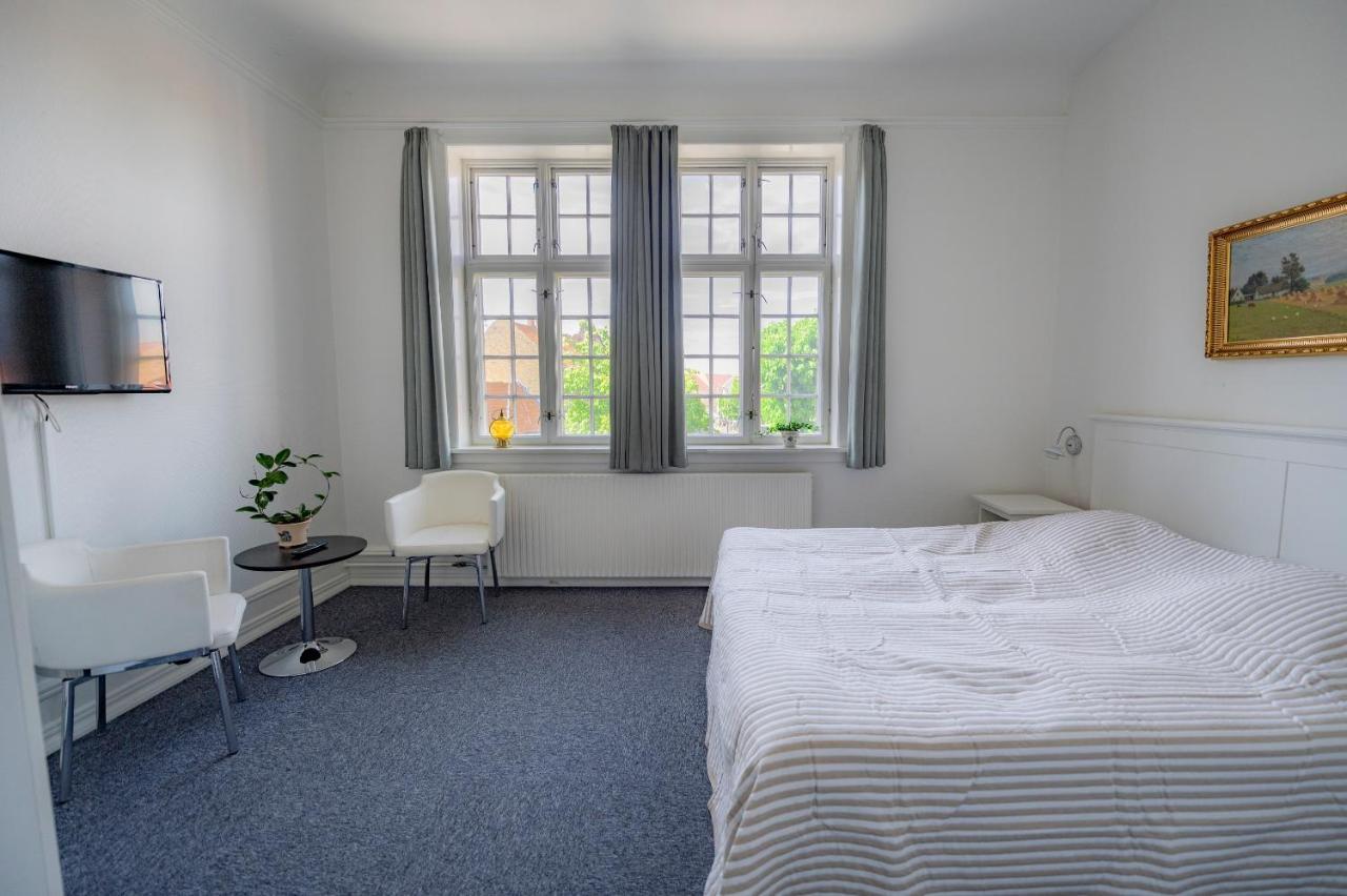 Hotel Det Gamle Posthus Ronne