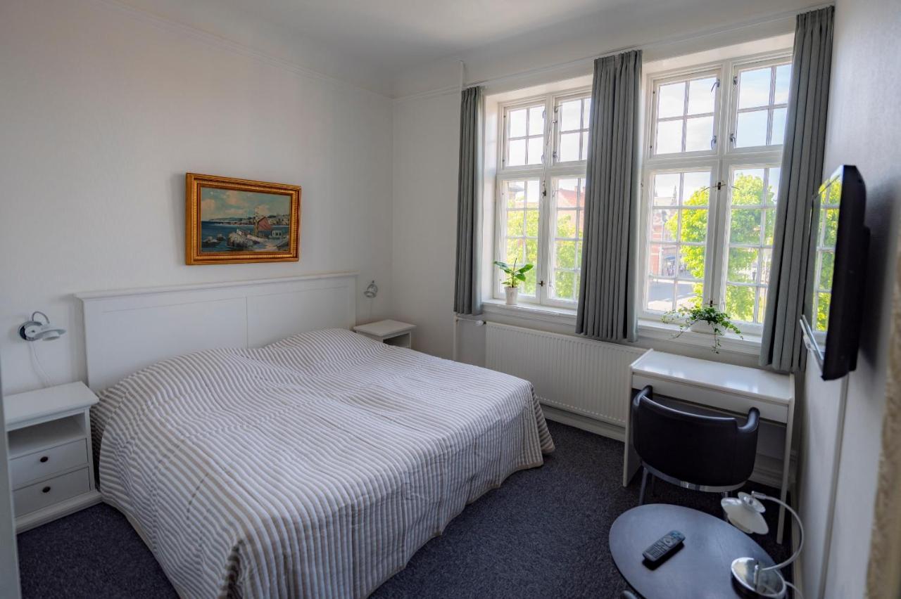 Det Gamle Posthus Hotel Ronne